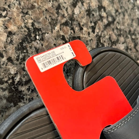 Puma Navy slides NWT 11 - Picture 8 of 8